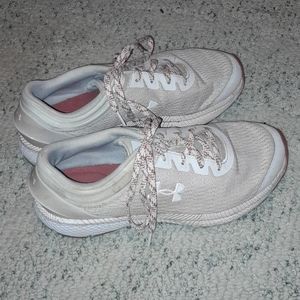 PINK UNDER ARMOUR CHARGED ATHLETIC SNEAKERS RUNNING SHOES WOMENS SIZE 8